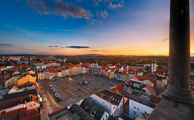 Kniha  CESKE BUDEJOVICE - Libor Svacek  - vydani 1 , rok 2012 Photographer: Libor Svacek; box fotosvacek cz; Mobile: +420 602428001; 