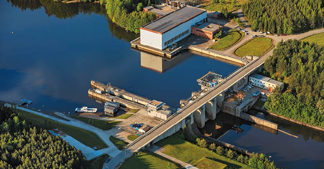 Kniha  VLTAVA- Libor Sv  ek  - dotisk 2018 Photographer: Libor Svacek; box fotosvacek cz; Mobile: +420 602428001; 