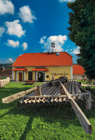 Kniha  VLTAVA - Libor Svacek  - vydani 1 , rok 2011 Photographer: Libor Svacek; box fotosvacek cz; Mobile: +420 602428001; 